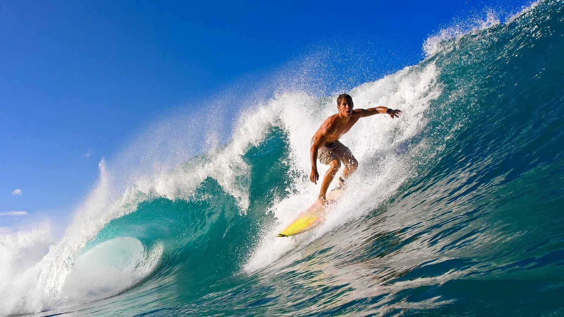 AYX SPORTS-电竞主播内容创作中的创新模式与粉丝互动策略研究，电竞主播合作