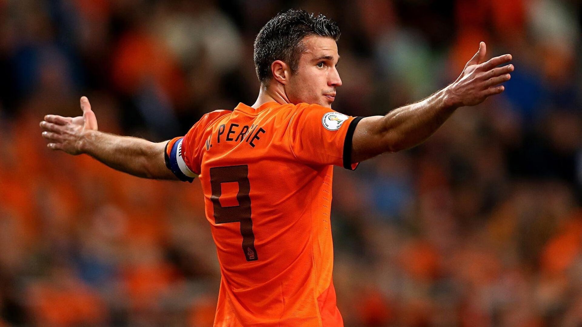 弗兰：他是全黑队反击战术的核心，精准传球和快速启动帮助球队打破僵局